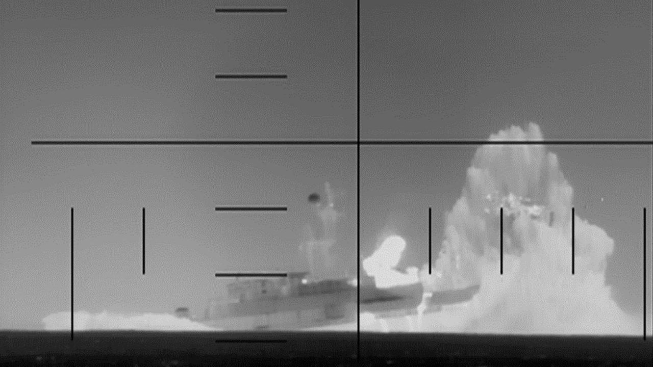 USA bestätigen Angriff: Iranisches Kriegsschiff mit Torpedo versenkt USA bestätigen Angriff: Iranisches Kriegsschiff mit Torpedo versenkt