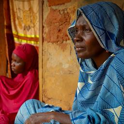 Das Foto zeigt vertriebene Frauen in Kamerun.