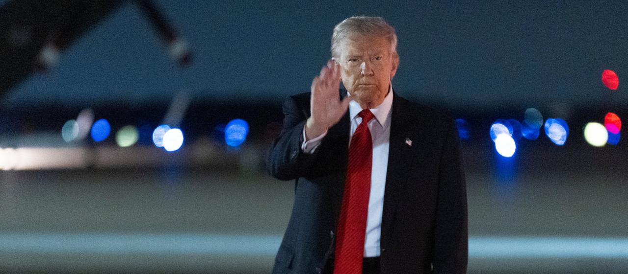 US-Präsident Trump bei seiner Rückkehr aus dem Wochenendsitz in Florida