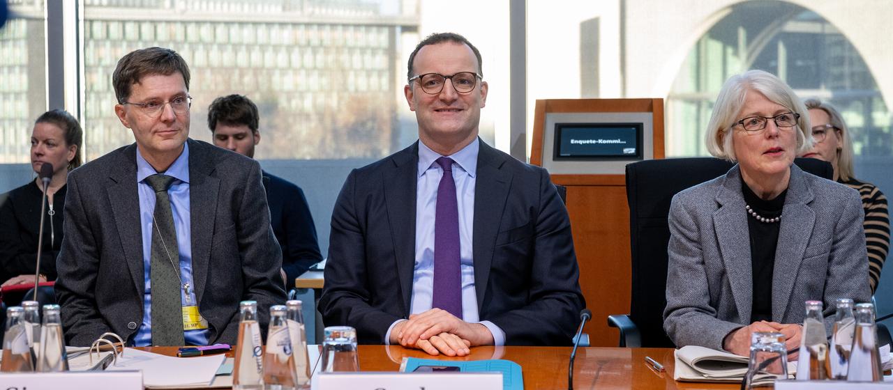 Der Unions-Fraktionsvorsitzende Spahn in der Enquetekommission 