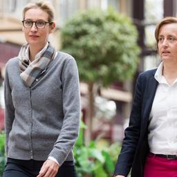 Beatrix von Storch, stellvertretende Bundesvorsitzende der AfD und Alice Weidel
