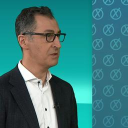 Der Spitzenkandidat der Grünen Cem Özdemir im Interview mit dem SWR.
