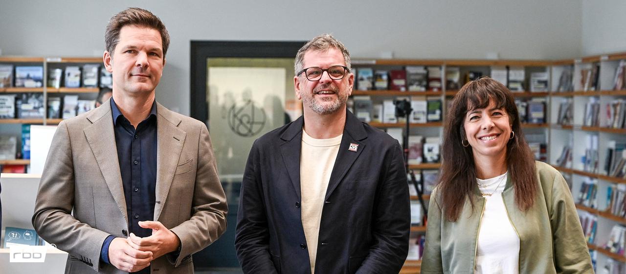 Archivbild: Steffen Krach (SPD), Werner Graf (Bündnis 90/Die Grünen) und Elif Eralp (Die Linke) vor der Wahl in der Landeszentrale für politische Bildung. (Quelle: Picture Alliance/Jens Kalaene)