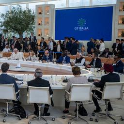 Die Staats- und Regierungschefs aus den USA, Kanada, Großbritannien, Frankreich, Italien, Deutschland und Japan