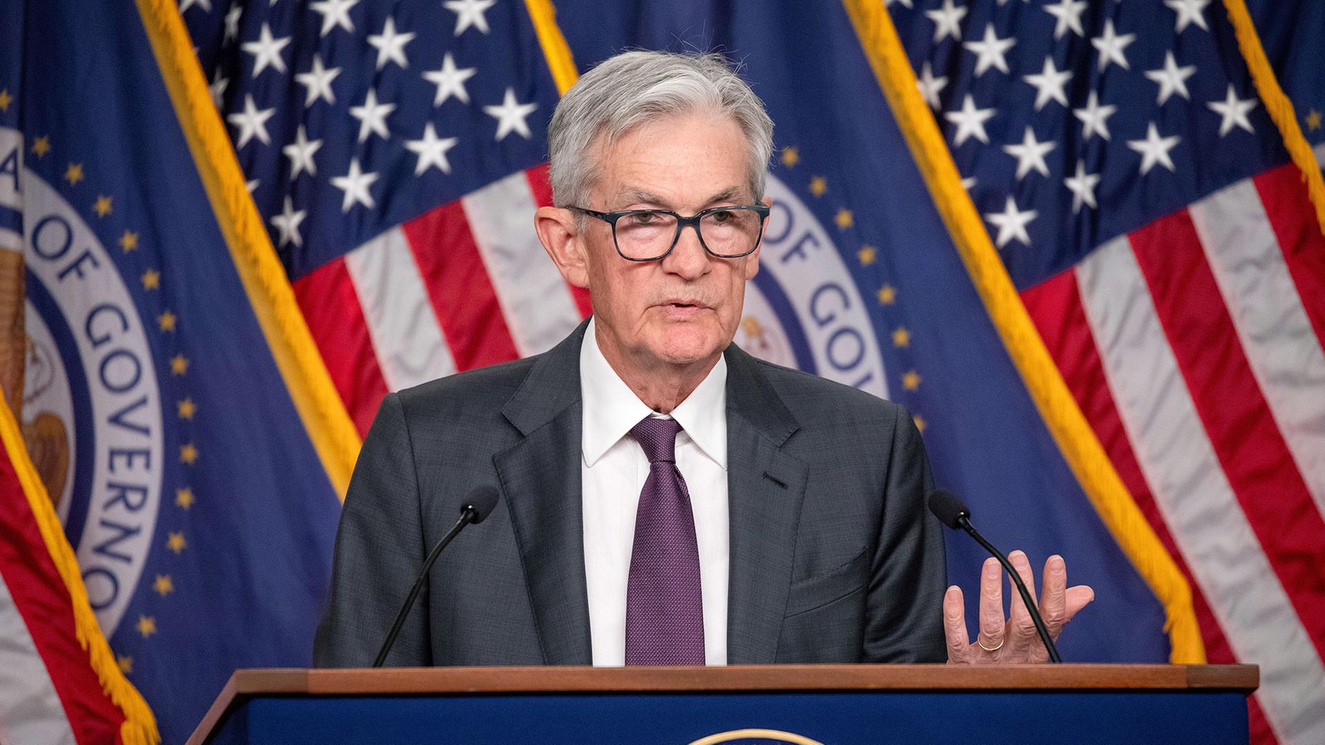 US-Notenbankchef Jerome Powell bei einer Pressekonferenz | picture alliance / Anadolu