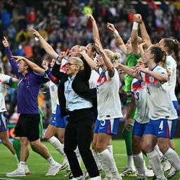 Das englische Team jubelt über den EM-Sieg