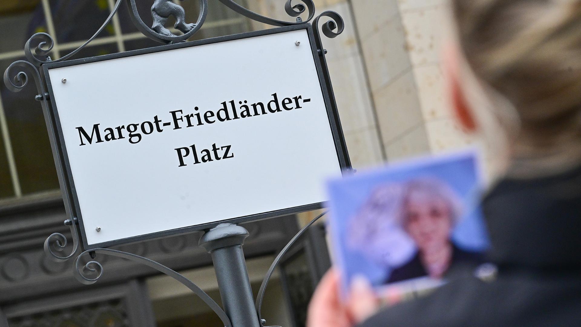 Platz in Berlin nach Margot Friedländer benannt
