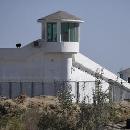 Blick auf Wachtürme einer Hochsicherheitseinrichtung in der nordwestlichen Region Xinjiang (Archivbild 2019)