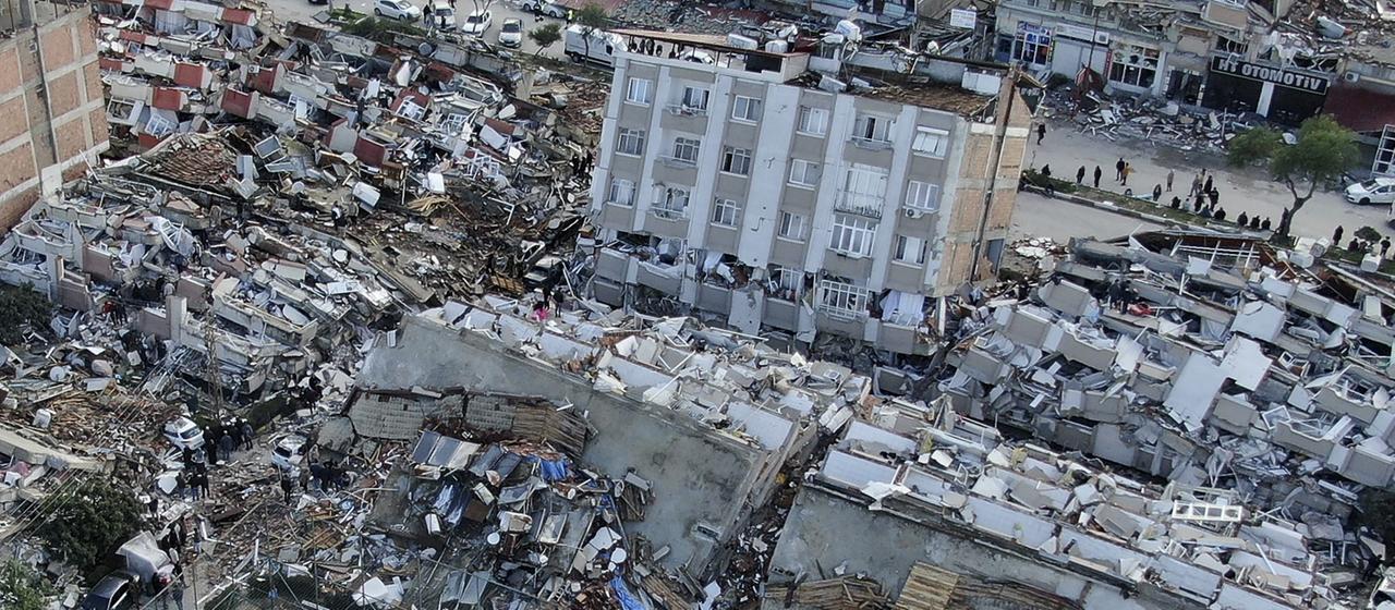 Desinformation zu Erdbeben: Verschwrungsmythen und falsche Videos |  tagesschau.de