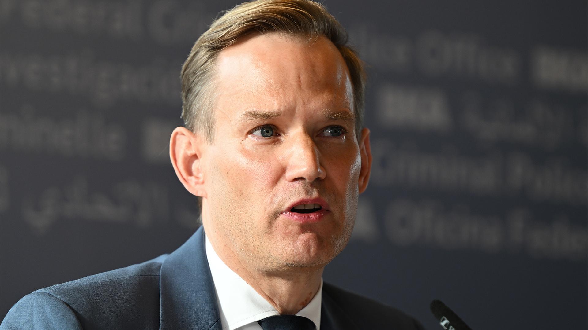 Keine teuren Medikamente für Hochbetagte: Streeck verteidigt Vorstoß Keine teuren Medikamente für Hochbetagte: Streeck verteidigt Vorstoß