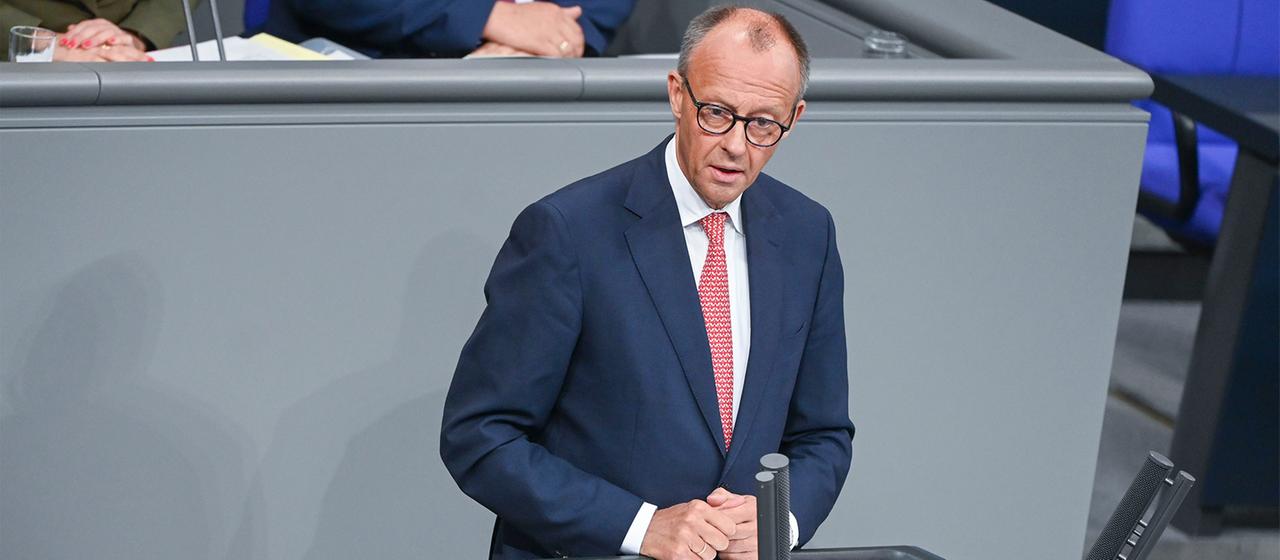 Generaldebatte: Merz wehrt sich und wirbt für Zuversicht | tagesschau.de