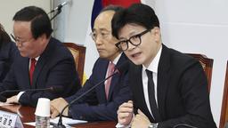 Han Dong Hoon spricht auf einem Treffen der Parteispitze.