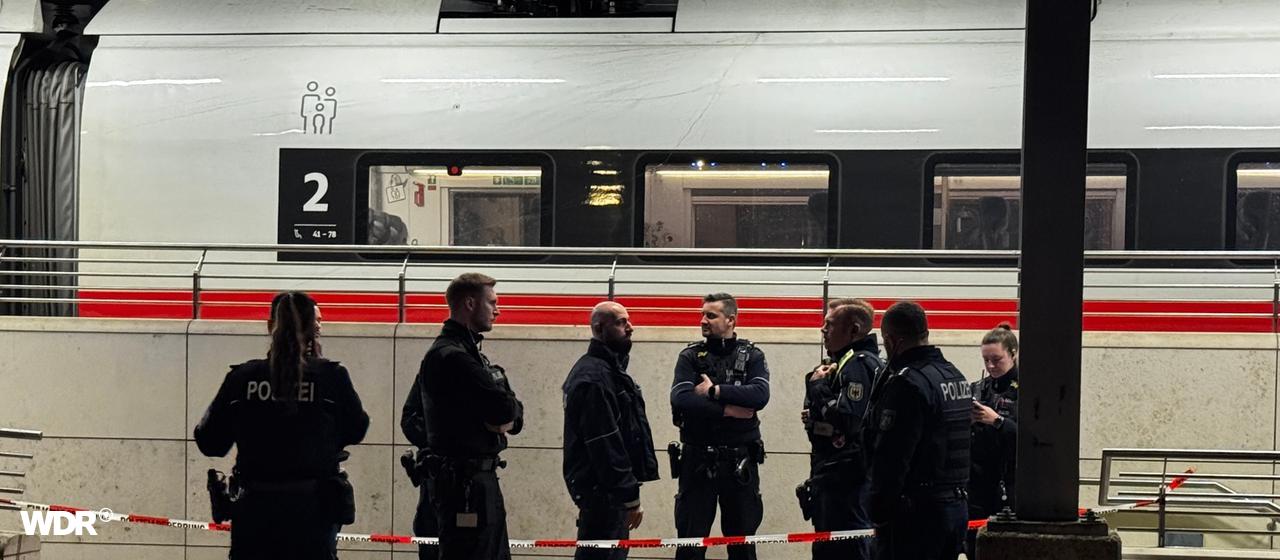 Maskierter Mann stoppt ICE 19 in Siegburg