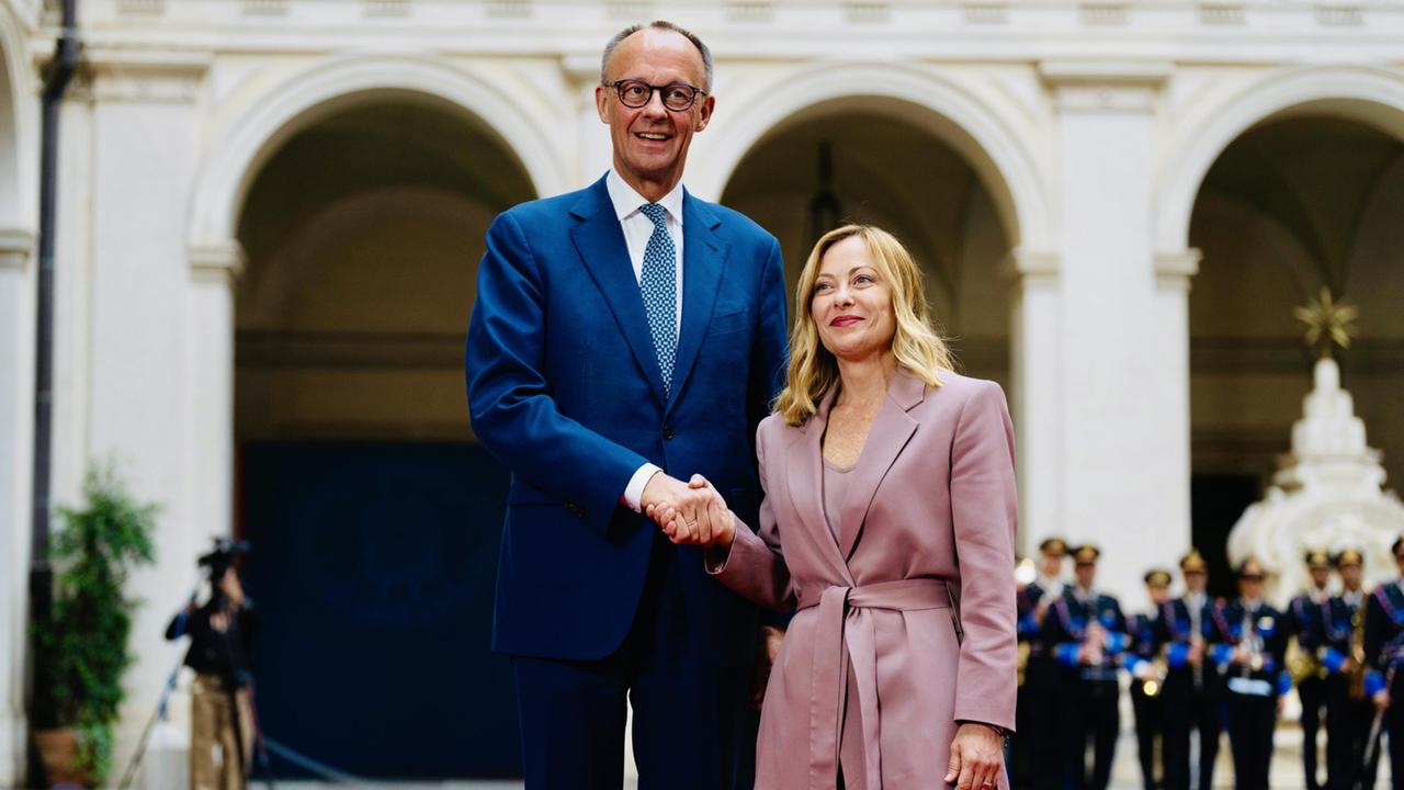 Demonstrative Einigkeit bei Merz' Antrittsbesuch in Italien | tagesschau.de