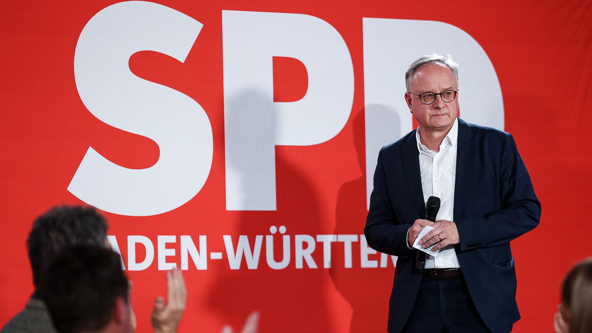 Baden-Württemberg: SPD-Spitzenkandidat Stoch kündigt Rücktritt an