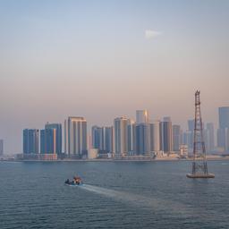 Die Hochhäuser der Skyline von Abu Dhabi