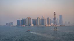 Die Hochhäuser der Skyline von Abu Dhabi