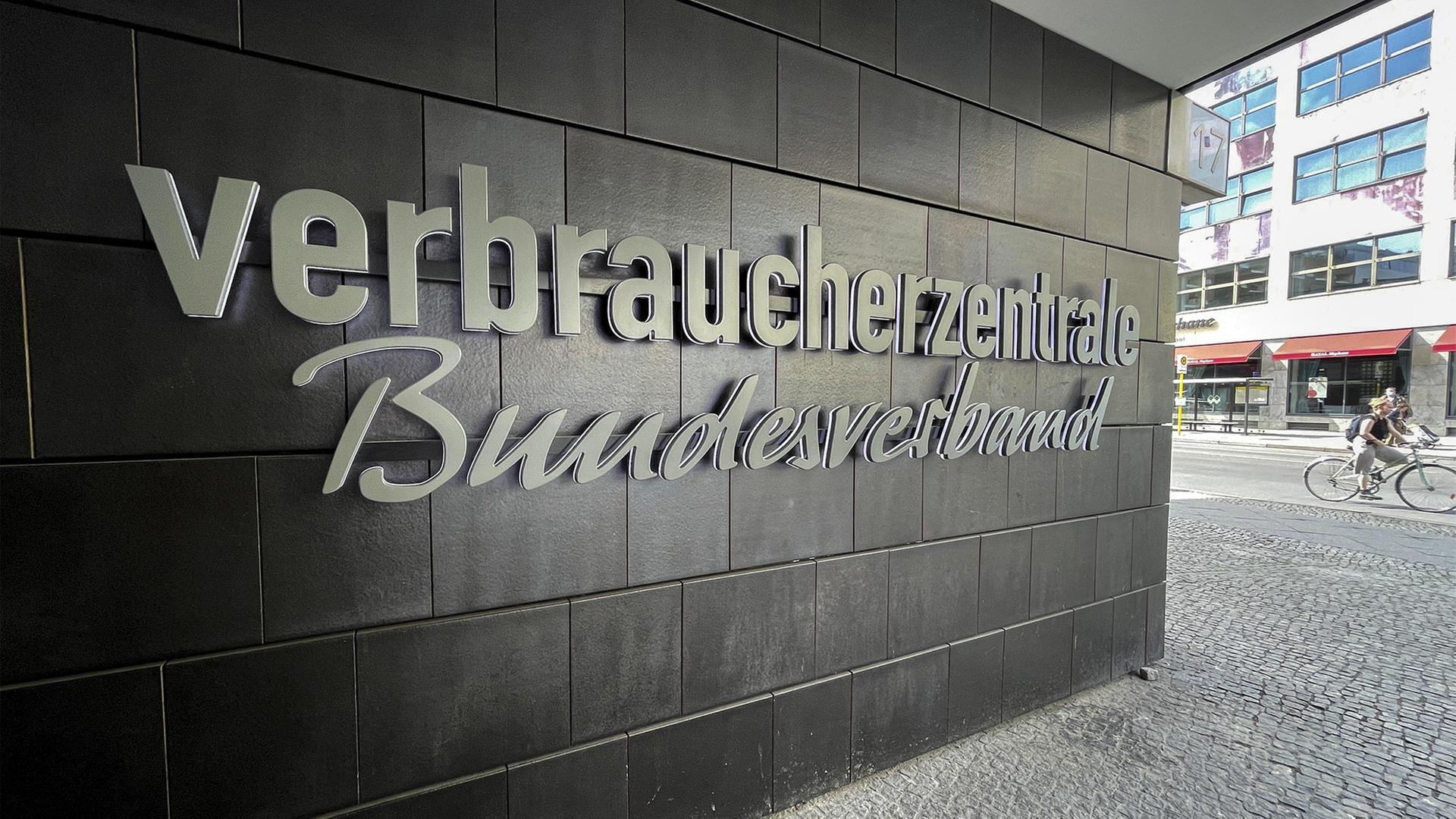 Verbraucherschützer: Dubiose Angebote im Internet nehmen zu