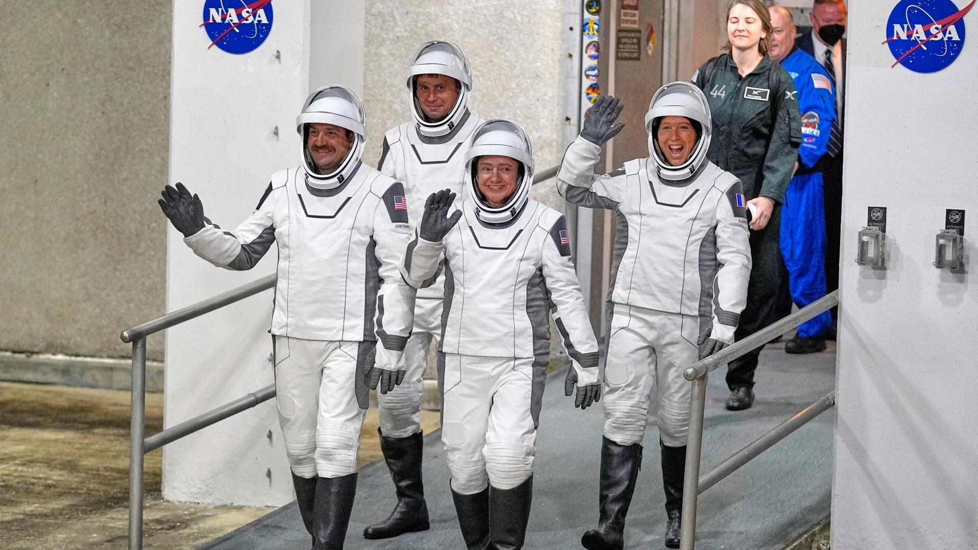 Jack Hathaway, Andrei Fedyaev, Jessica Meir und Sophia Adenot | John Raoux/AP/dpa