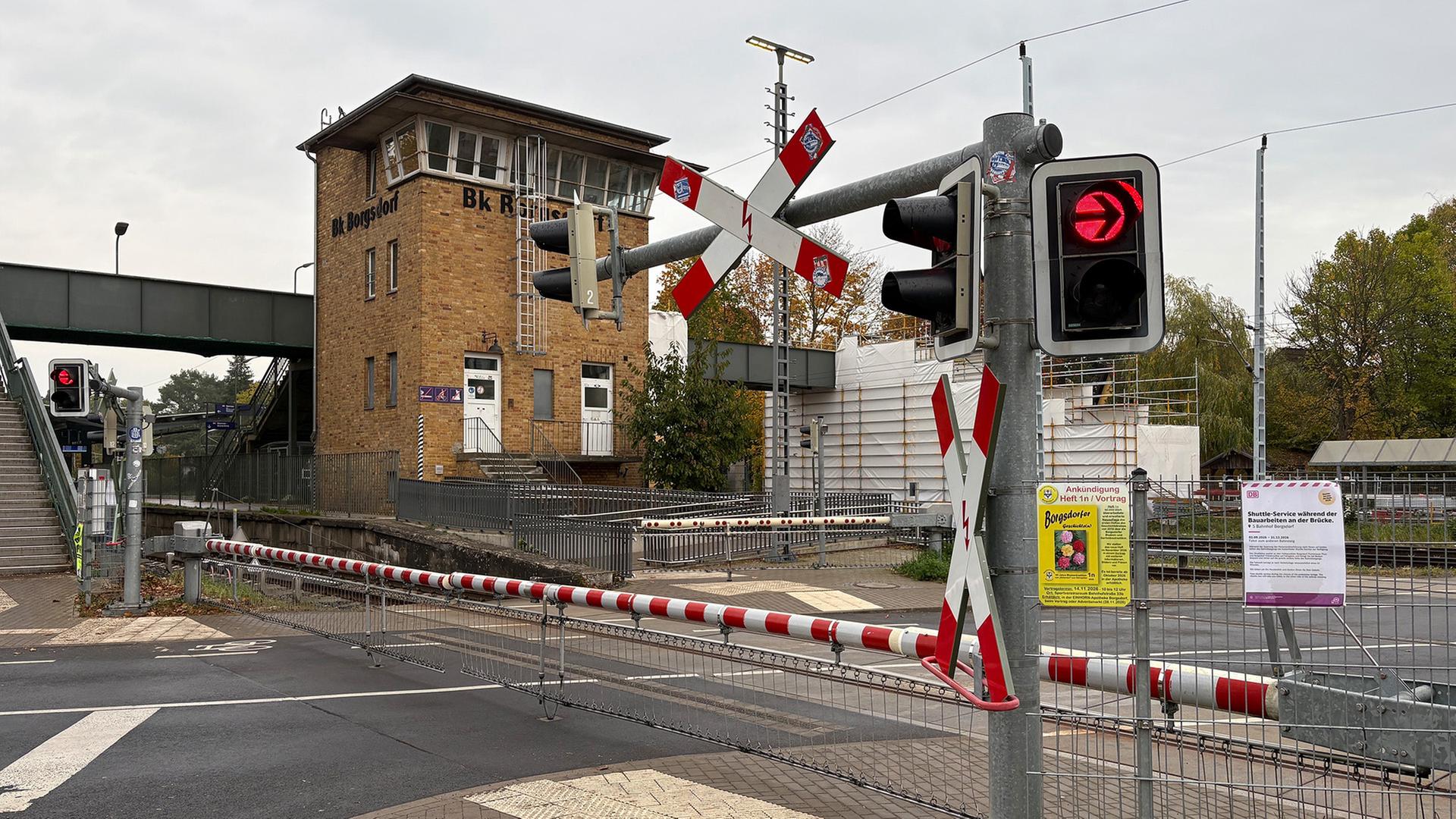 Borgsdorf: Lange Wartezeiten an Bahnschranke führen zu Ärger