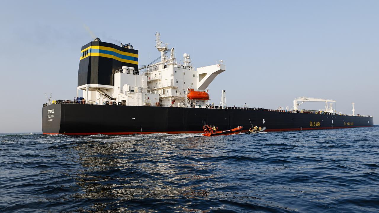 Lotsen-auf-Schattentanker-beklagen-gef-hrliche-M-ngel