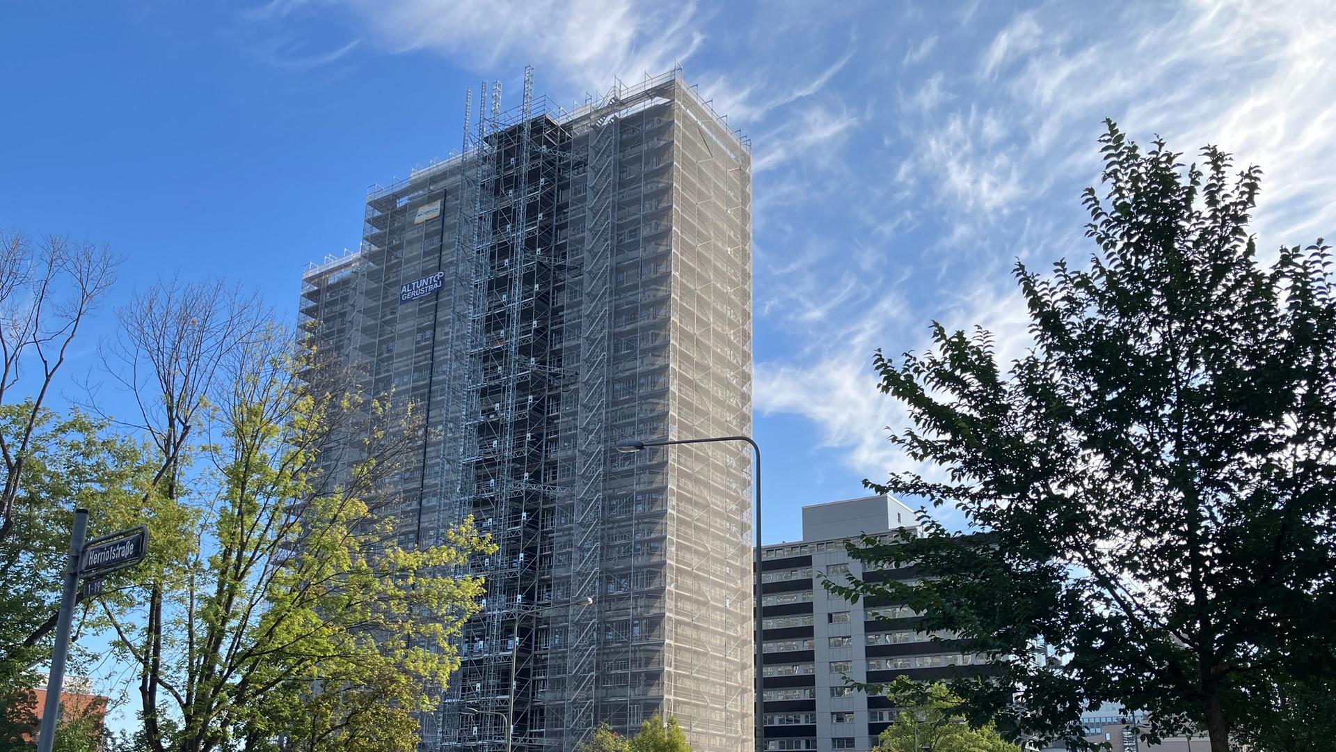 "We Live Tower" in Frankfurt: Mieterbund kritisiert Mikro-Apartment-Projekt