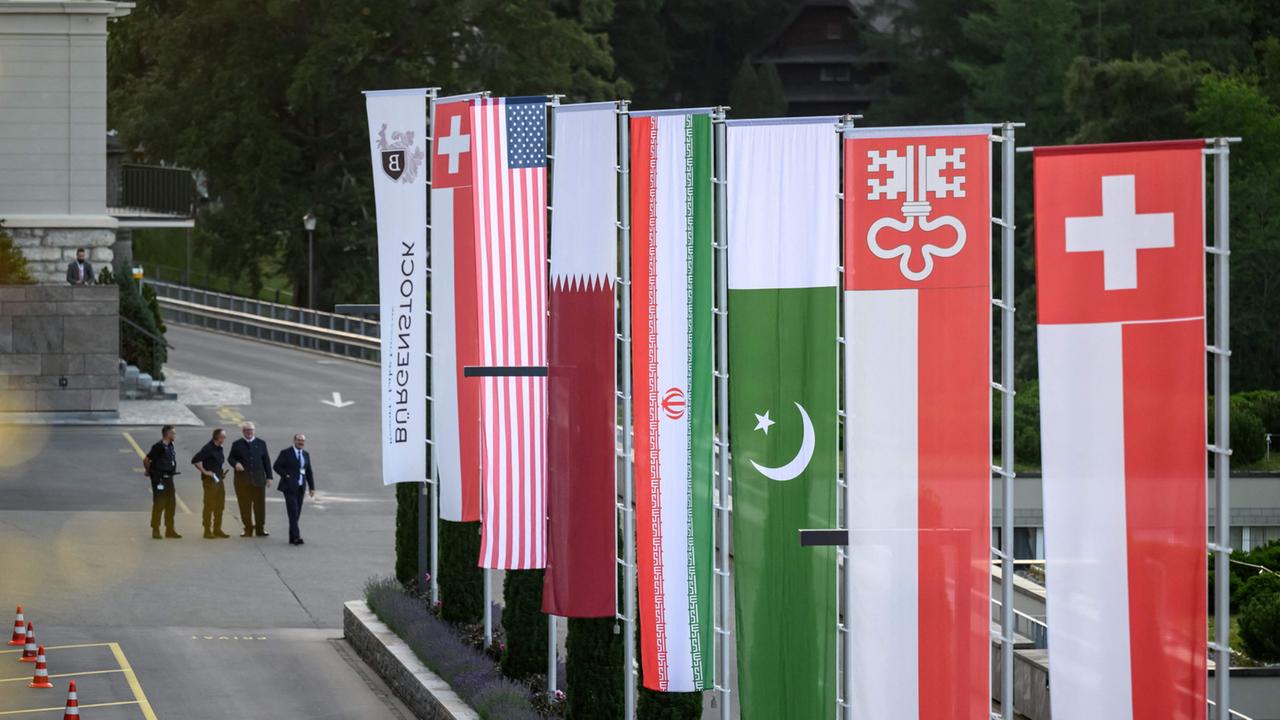 Iran und die USA erhöhen vor Verhandlungen in der Schweiz den Druck Iran und die USA erhöhen vor Verhandlungen in der Schweiz den Druck