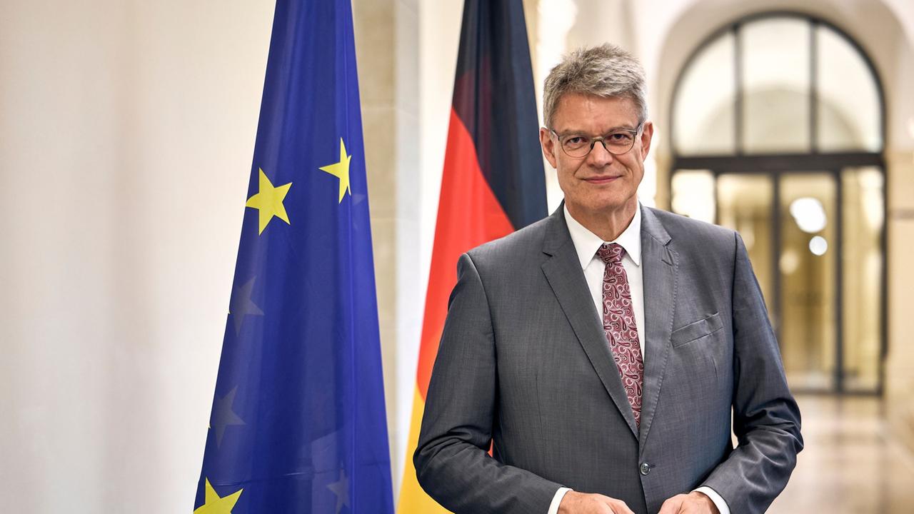 Verkehrsminister Schnieder will Kanzler Merz um Entlassung bitten