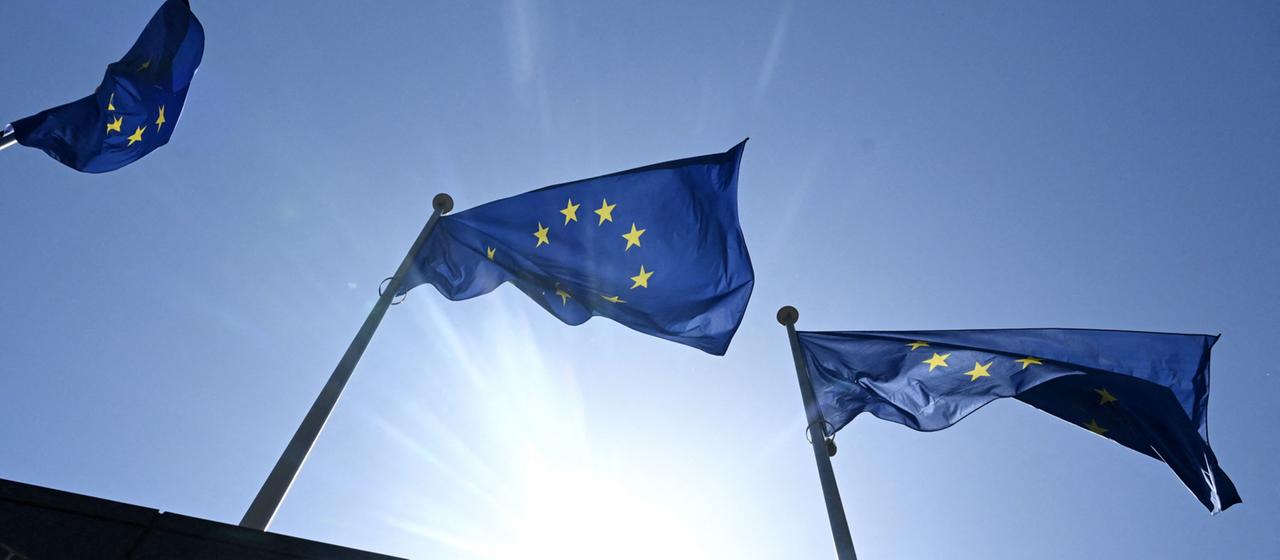 EU-Flaggen wehen in Brüssel