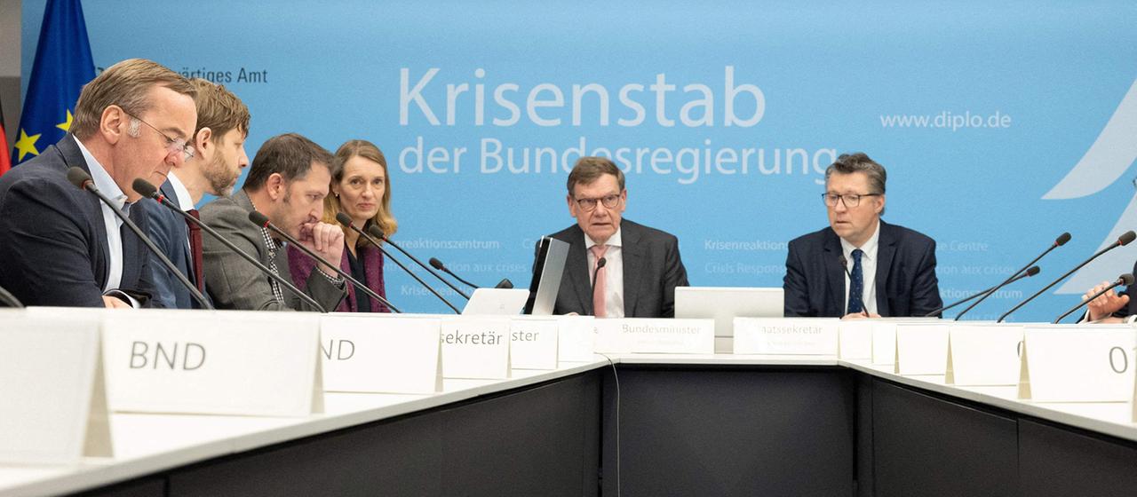 Treffen des Krisenstabs der Bundesregierung in Berlin.