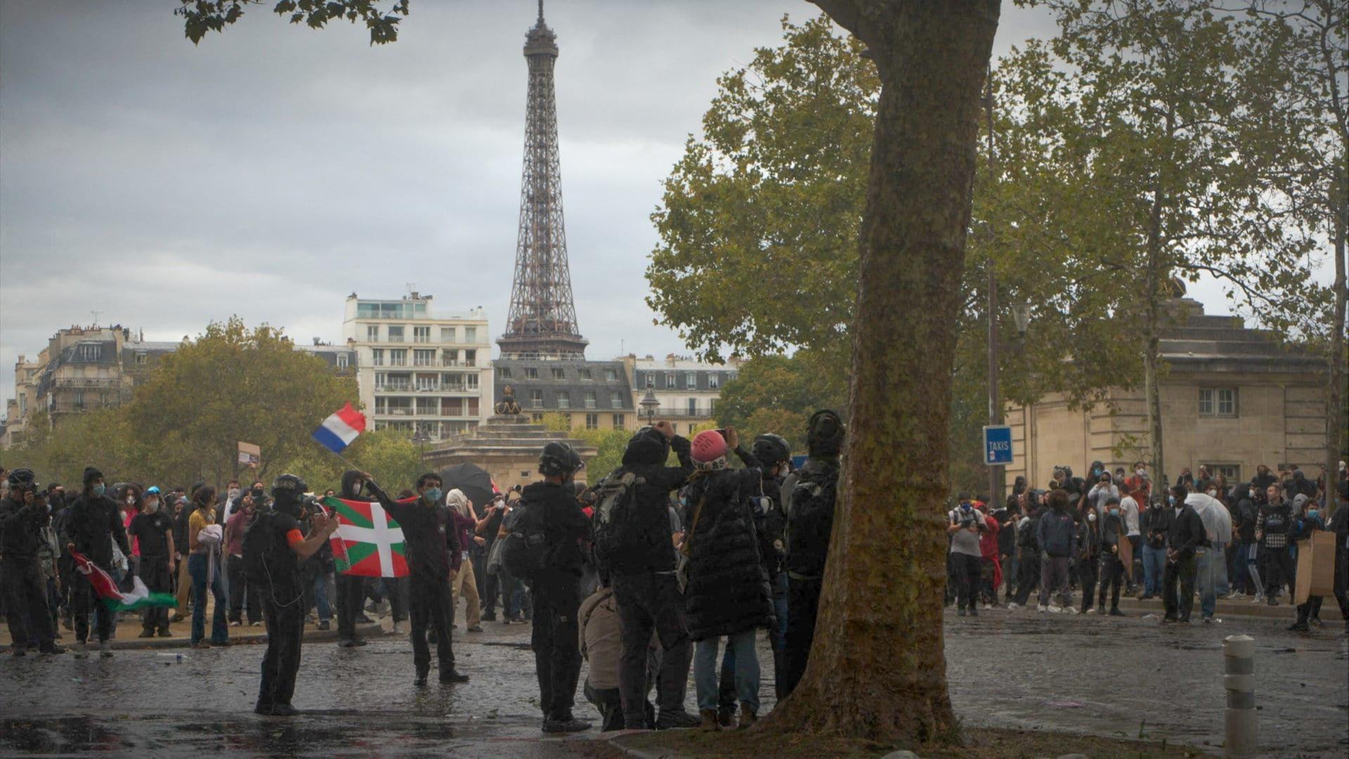 Gewalttätige Proteste: Frankreich-Reise stornieren, Tickets zurückgeben - was geht?