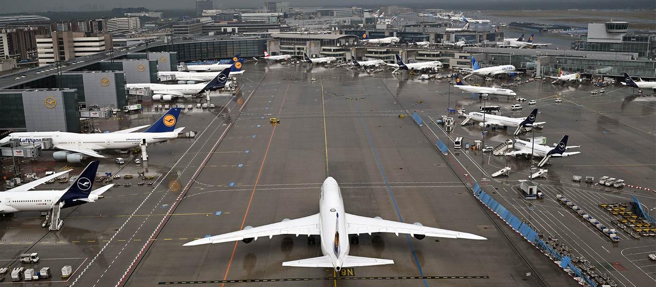 Flugzeuge am Frankfurter Flughafen.