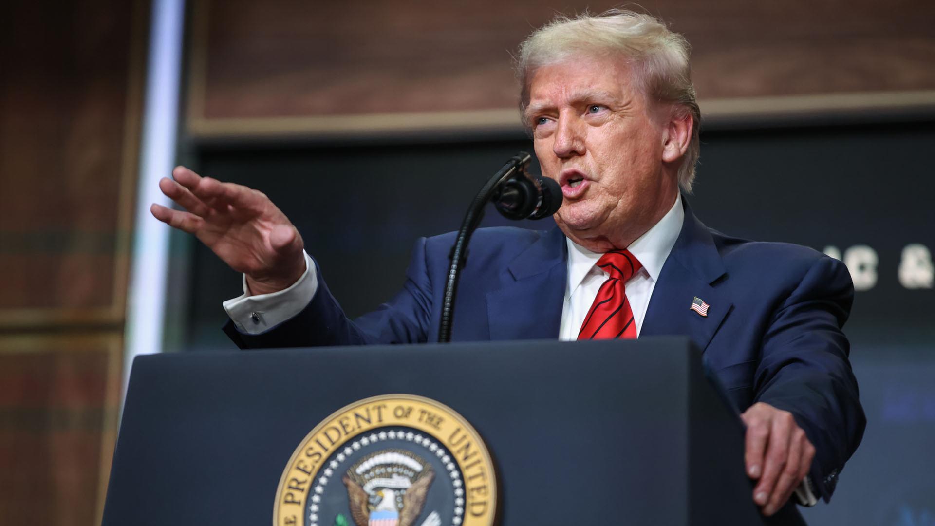 Wegen Geschäften mit dem Kreml: Trump verhängt neue Zölle gegen Indien