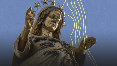 Vergoldete Statue der Jungfrau Maria in der Cathédrale Notre Dame des Doms d'Avignon, Frankreich.