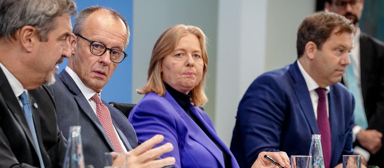 Markus Söder, Friedrich Merz, Bärbel Bas und Lars Klingbeil. | dpa Markus Söder, Friedrich Merz, Bärbel Bas und Lars Klingbeil.
