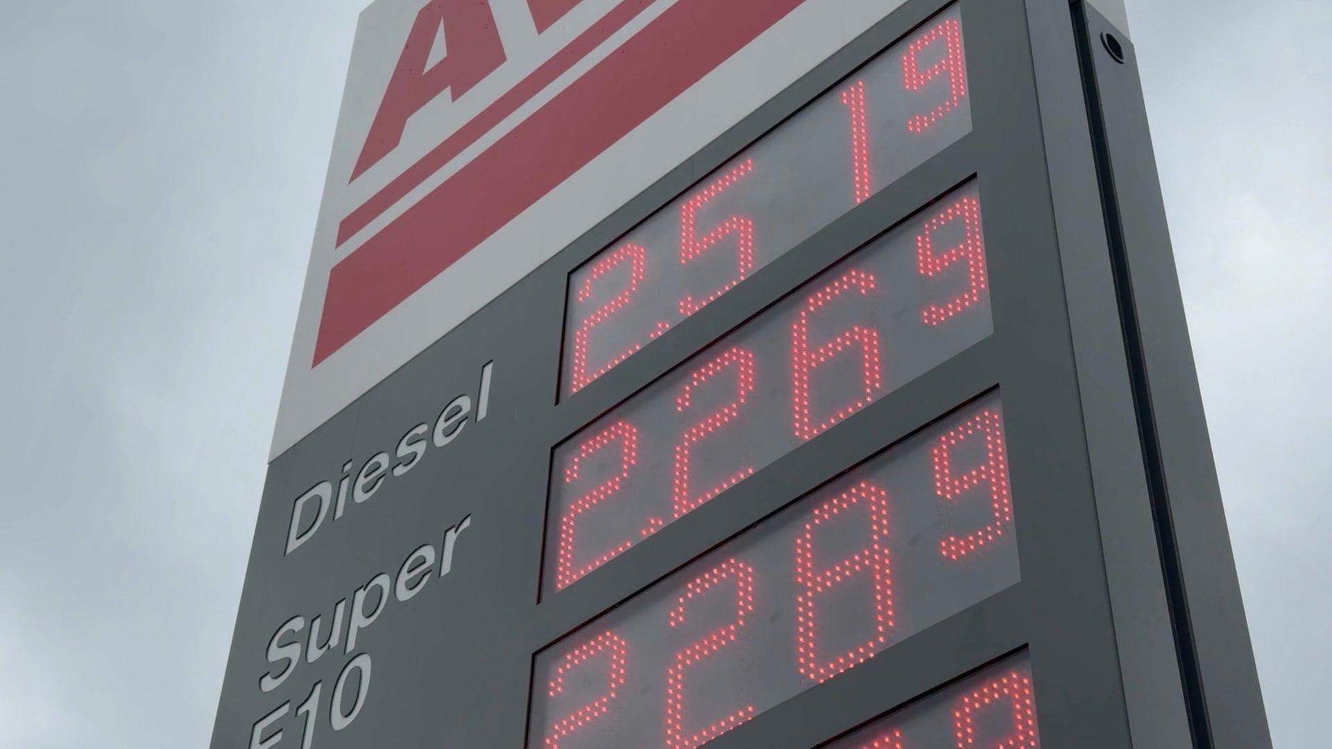 ガソリン価格、ルール破りが横行？ベルリン周辺での値上げの実態