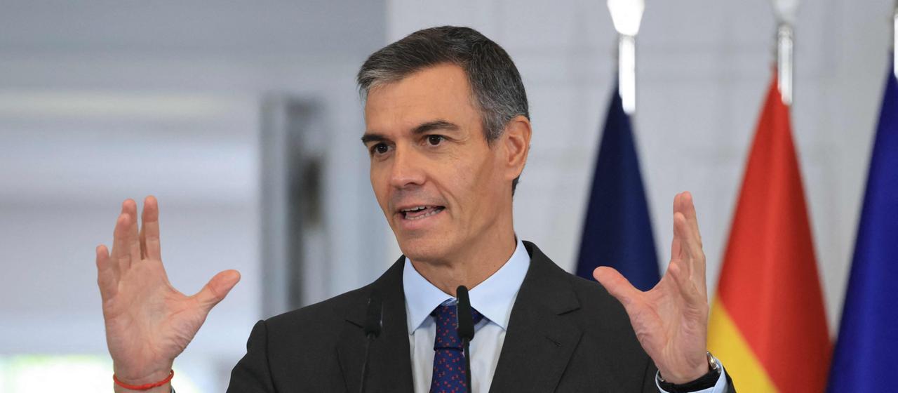 Spaniens Premierminister Sanchez bei einer Rede