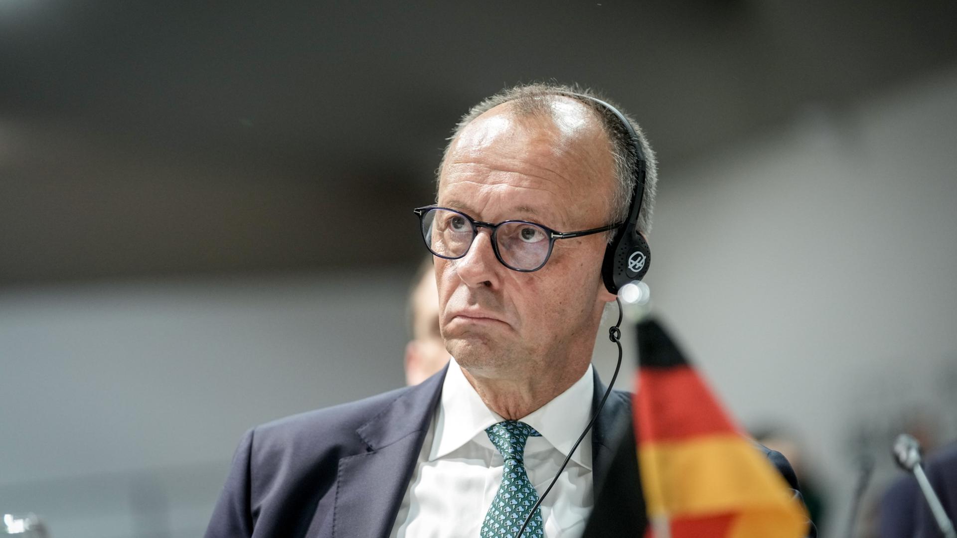 Bundeskanzler Friedrich Merz (CDU) nimmt an der Weltklimakonferenz COP30 im brasilianischen Belém teil. | dpa