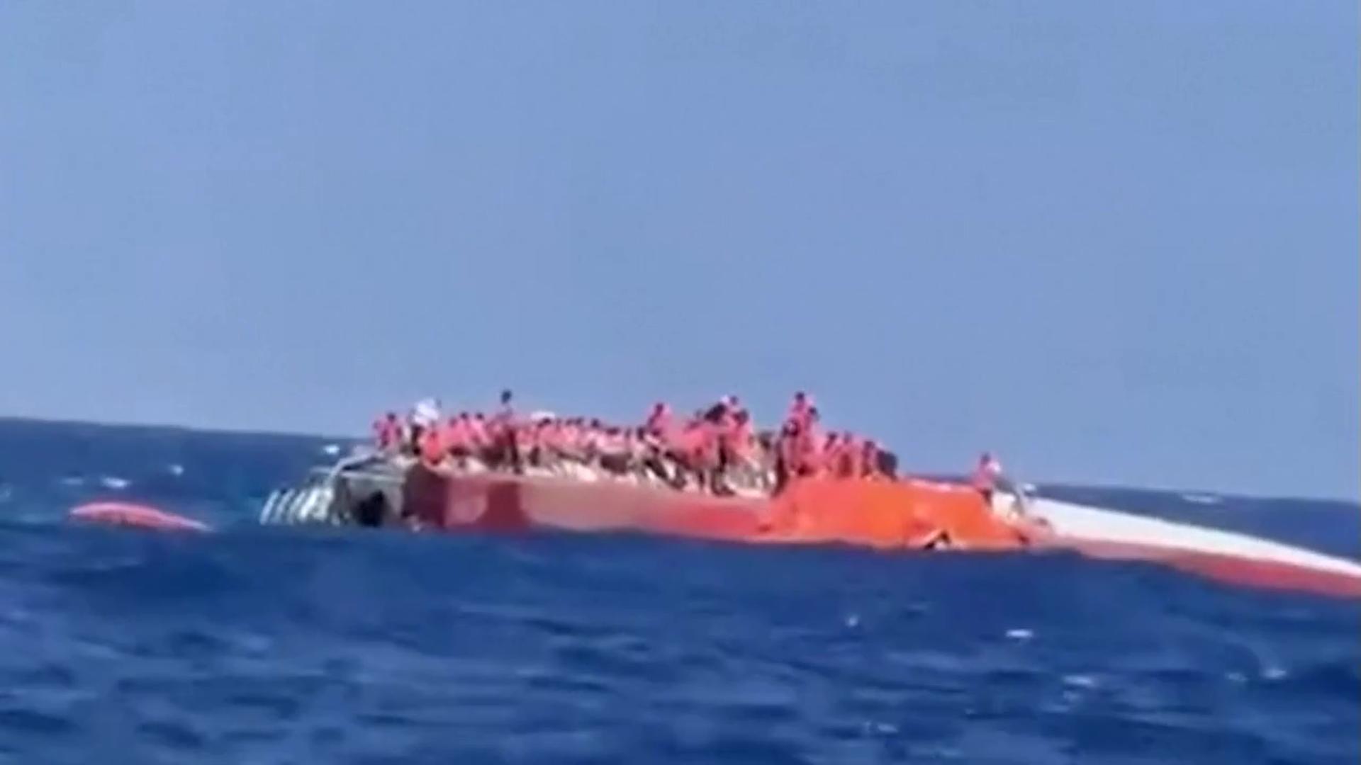 Fähre mit mehr als 260 Menschen an Bord vor Nordzypern gekentert | ARD-aktuell