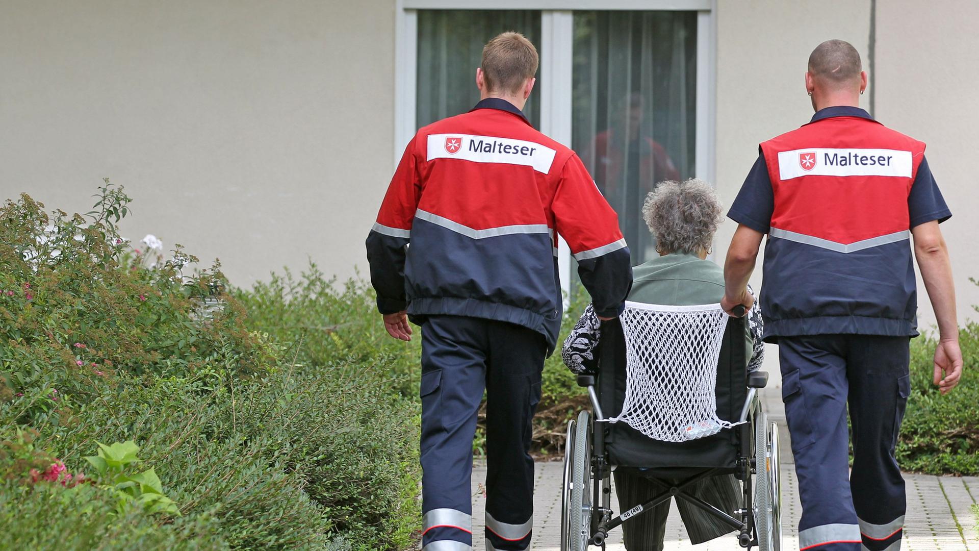 Verhaltene Reaktionen von Sozialverbänden auf Zivildienstpläne