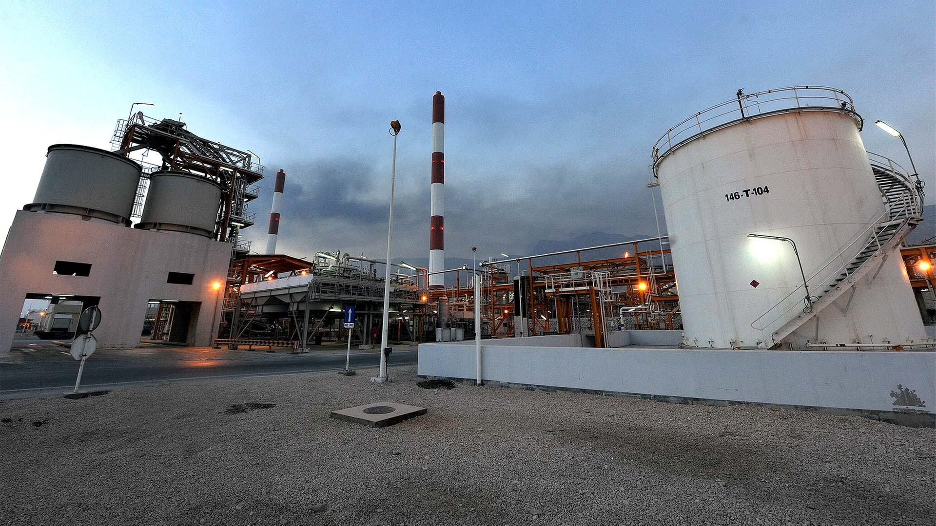 Anlagen am iranischen Gasfeld South Pars. | picture-alliance / mh1/ZUMApress