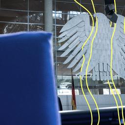 Der Bundesadler im Bundestag.
