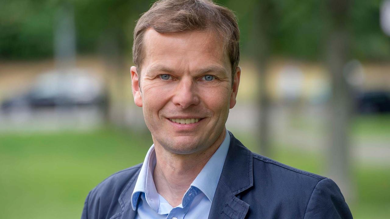 Für die Tagesschau berichtet Christian Buttkereit tagesschau.de