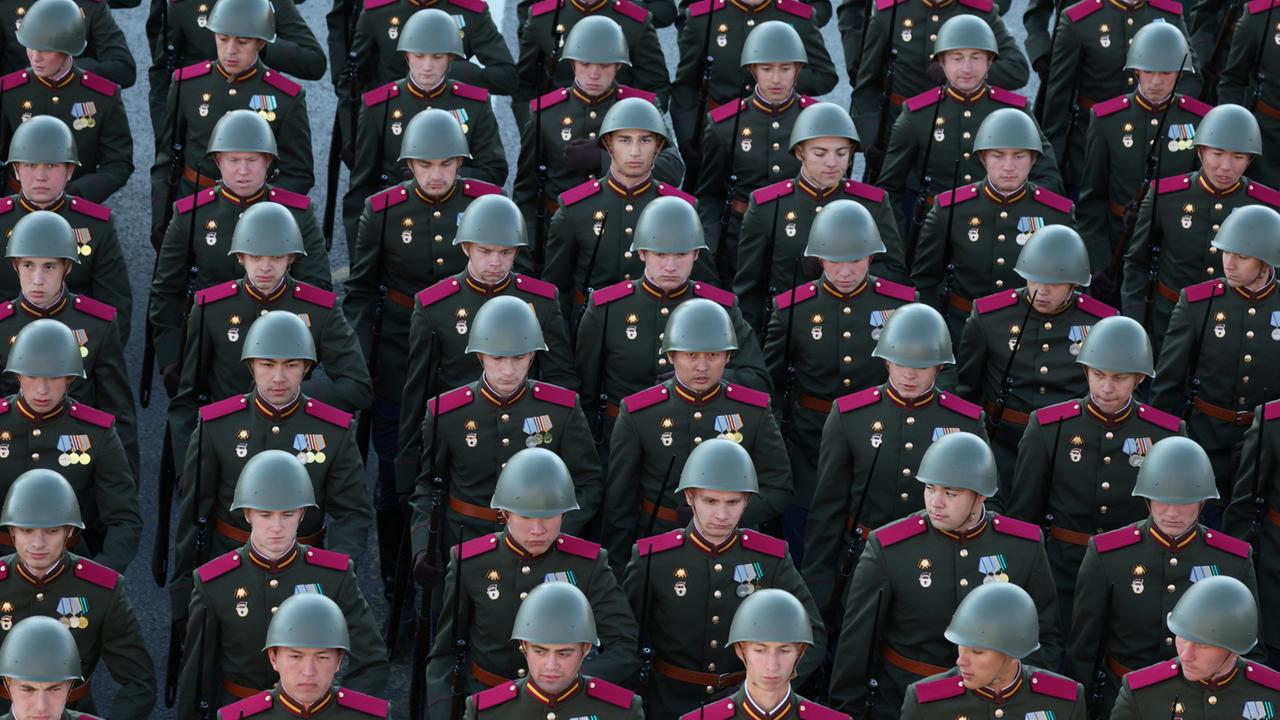 SIPRI-Bericht: Neuer Rekord bei weltweiten Militärausgaben