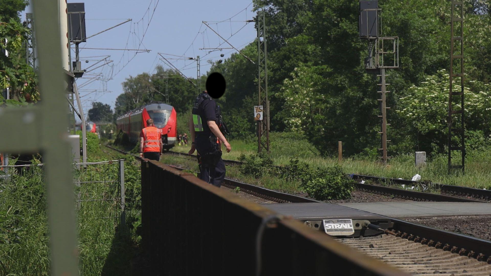 Tödlicher Bahn-Unfall zwischen Krefeld und Viersen