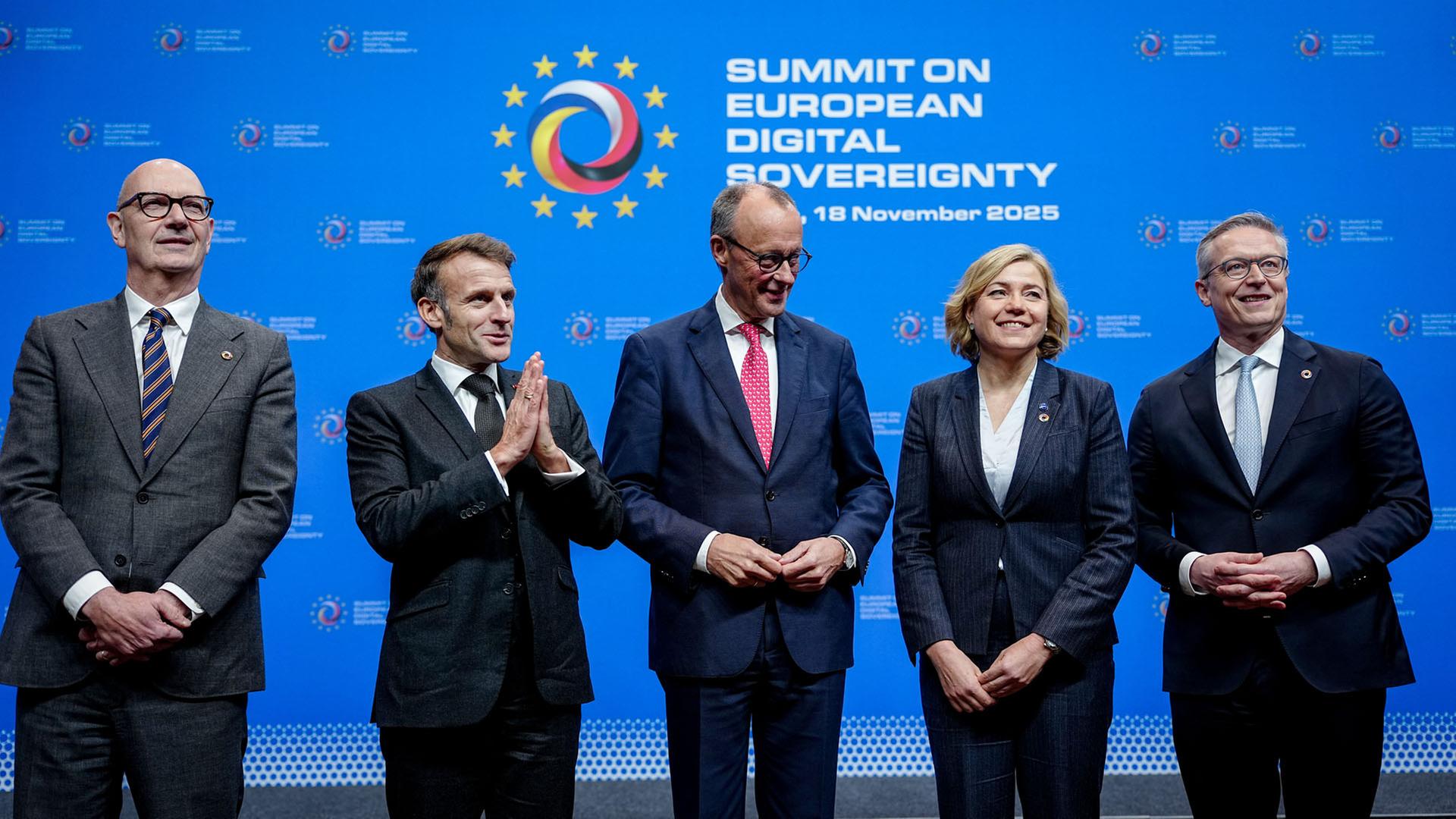 Roland Lescure, Emmanuel Macron, Friedrich Merz, Henna Virkkunen und Karsten Wildberger | dpa