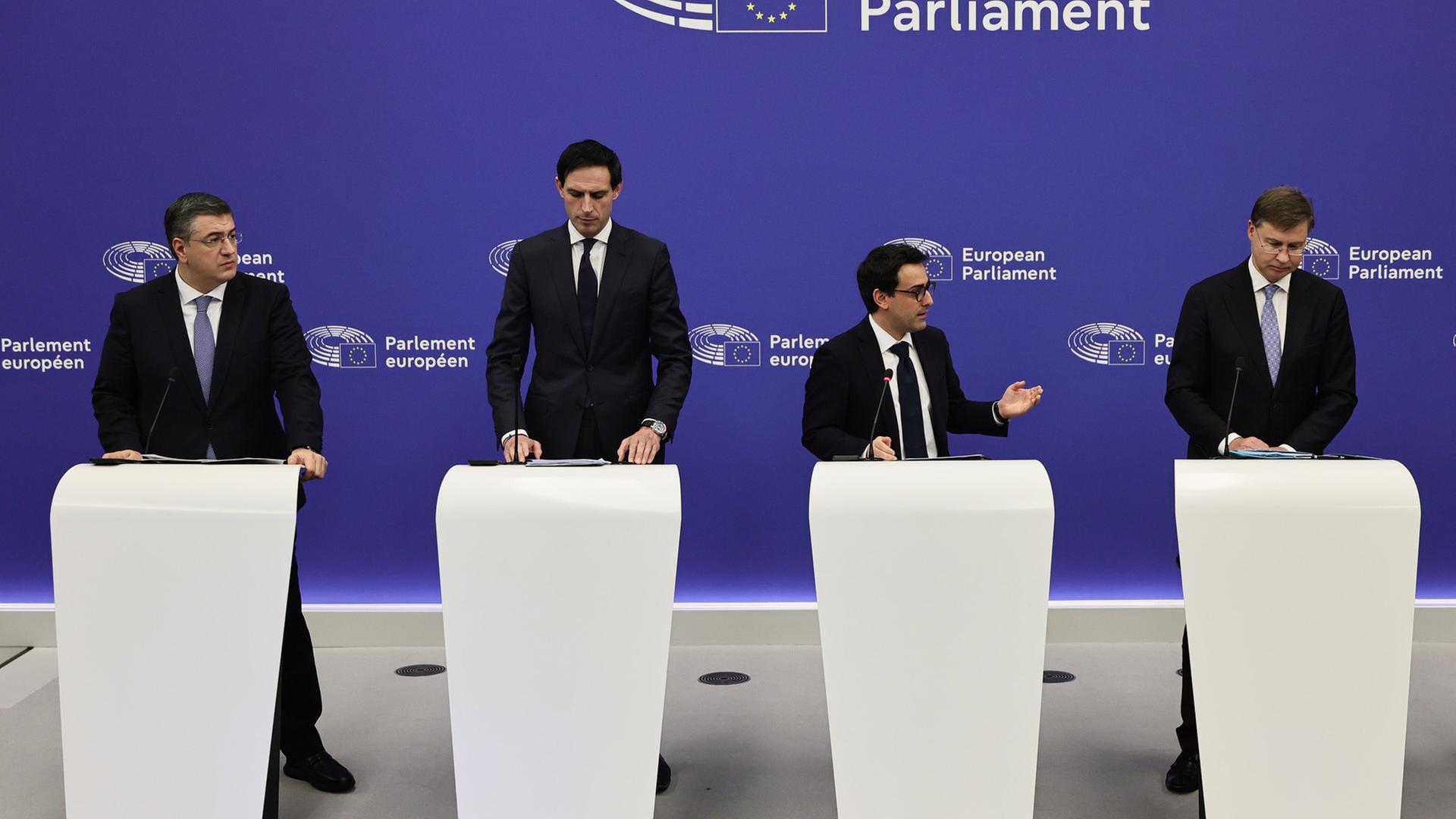 Apostolos Tzitzikostas, Wopke Hoekstra, Stephane Sejourne und Valdis Dombrovskis  | EPA