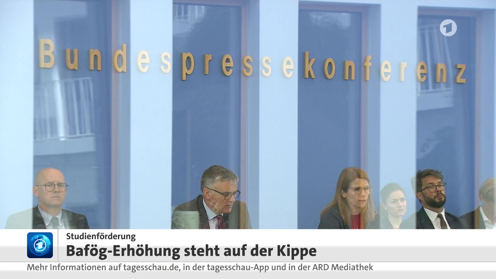 tagesschau in 100 Sekunden