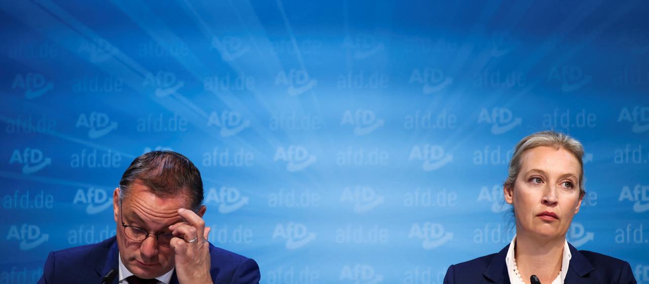 Alice Weidel and Tino Chrupalla bei einer Pressekonferenz der AfD.