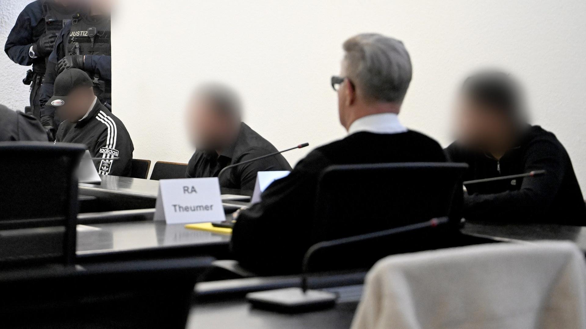 Zwei Tote durch illegales Rennen: Unfallfahrer wegen Mordes verurteilt